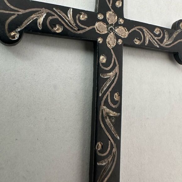 Victorian Era Black Etched Mourning Cross Pendant - Picture 2 of 5